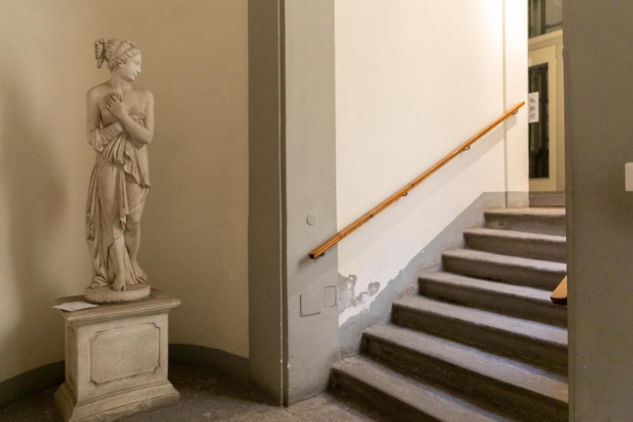 Guelfi Loft In A Historic Palace Florencia Exterior foto