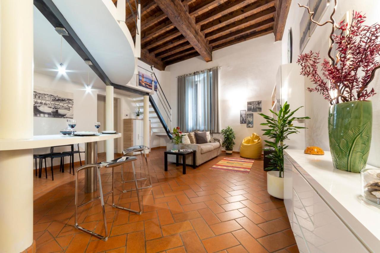 Guelfi Loft In A Historic Palace Florencia Exterior foto